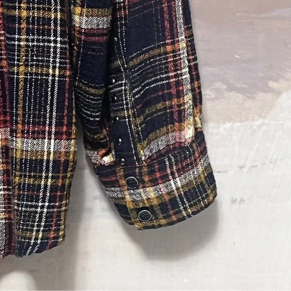 WE THE FREE PEOPLE Blue Plaid Flannel Shirt RIVETED Womens S Button Up Oversized - Picture 11 of 16